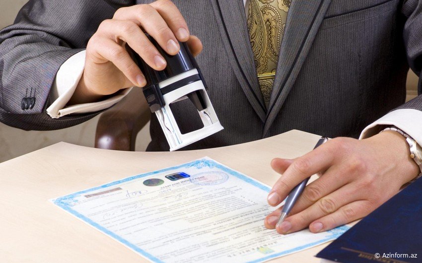 Atası, anası, əri, övladı, bacısı və qardaşı Azərbaycan vətəndaşı olanlara daimi yaşamaq icazəsi veriləcək