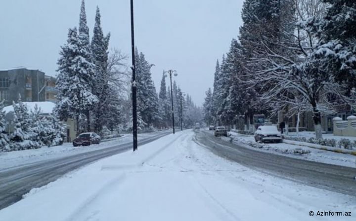 Bakıya sulu qar, rayonlara qar yağacaq