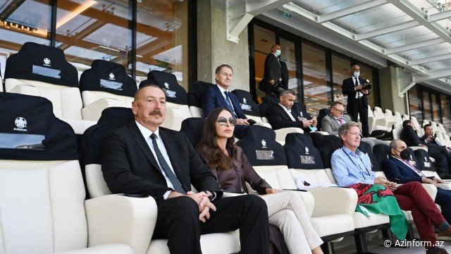 Prezident və xanımı “Qarabağ” - “Qalatasaray” oyununda - FOTO