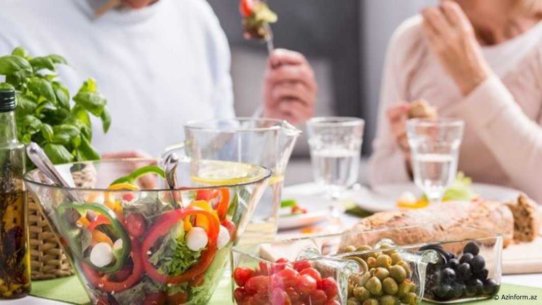 Oruc tutanlar üçün - Ramazan ayında belə QİDALANIN