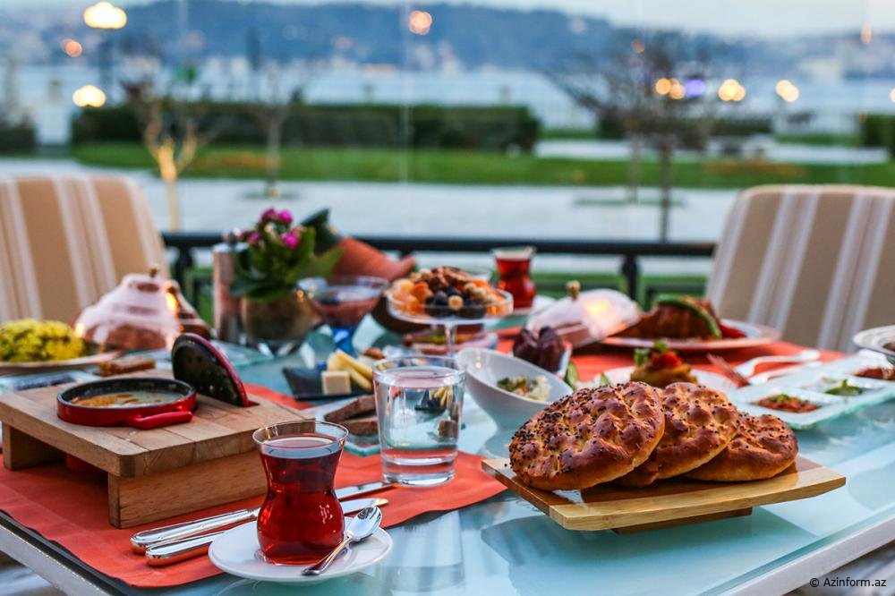 Ramazan ayının 11-ci günü:  Dua, imsak və iftar vaxtı