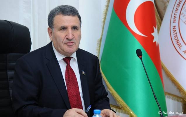 İsa Həbibbəylinin nəvəsi universitetə imtahansız qəbul olunub? - AÇIQLAMA