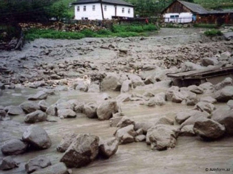 Göygöldə sel fəlakəti - 2 nəfər vəfat etdi