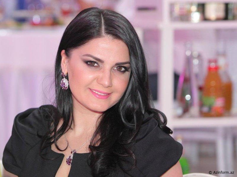 Müğənni Natavan illər sonra oğlu ilə EFİRƏ ÇIXDI  - FOTO