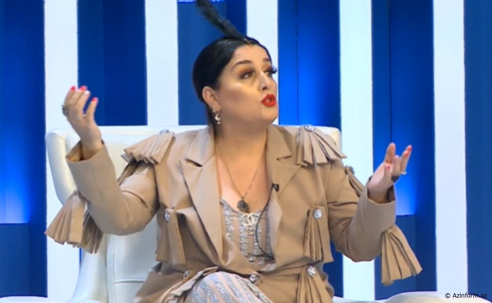 “Mikayıl Müşfiqi sizin kimilər güllələtdirdilər” - Elza efirdə əsəbiləşdi