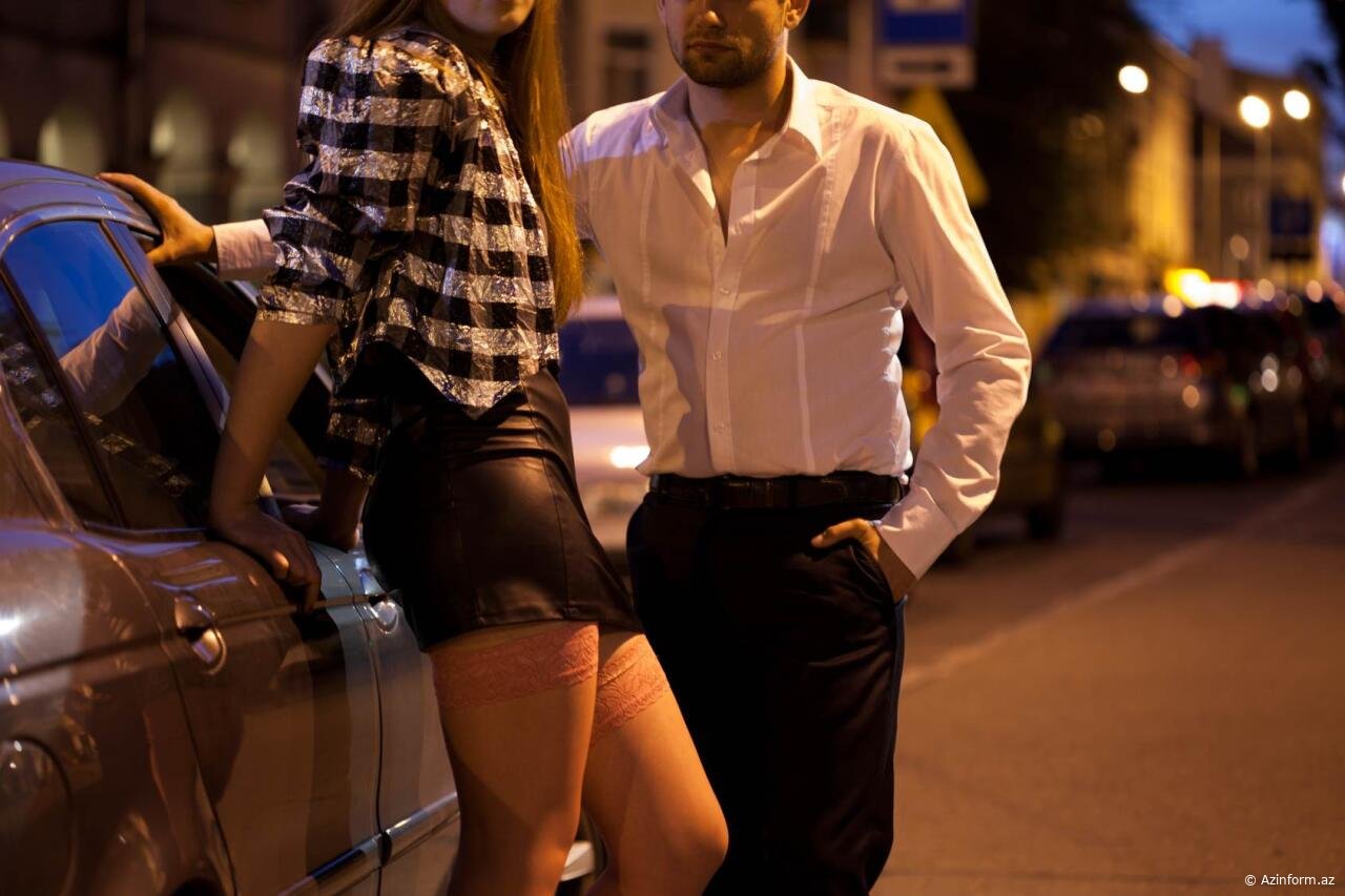 Kişi arvadını başqası ilə danışmaqda ittiham etdi: "Dəniz qırağına aparıb..."  - ŞOK OLAY