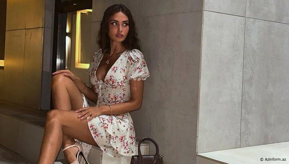 Pərvin Abıyeva dəbdəbəli VİLLASINDA POZ VERDİ  -  FOTO/VİDEO