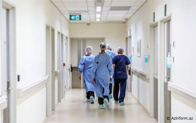 Xərçəng diaqnozundan 8 ay sonra xəstəxanada toy etdi və...