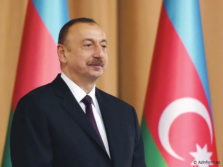 İlham Əliyevin ilk dəfə Azərbaycan Prezidenti seçilməsindən 20 il ötür