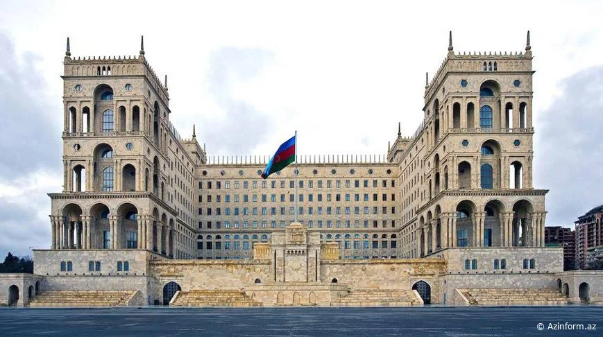 "Fahişəliklə məşğul olan qadınlar üçün cəzalar ləğv edilsin" - TƏKLİF