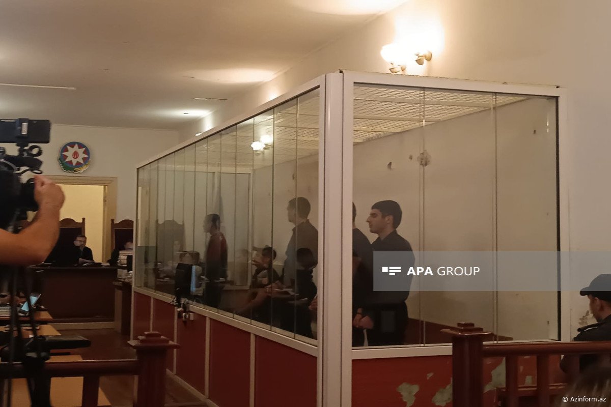 Bakıda hipermarketə silahlı hücumla bağlı məhkəmə baxışı başlayıb -  YENİLƏNİB